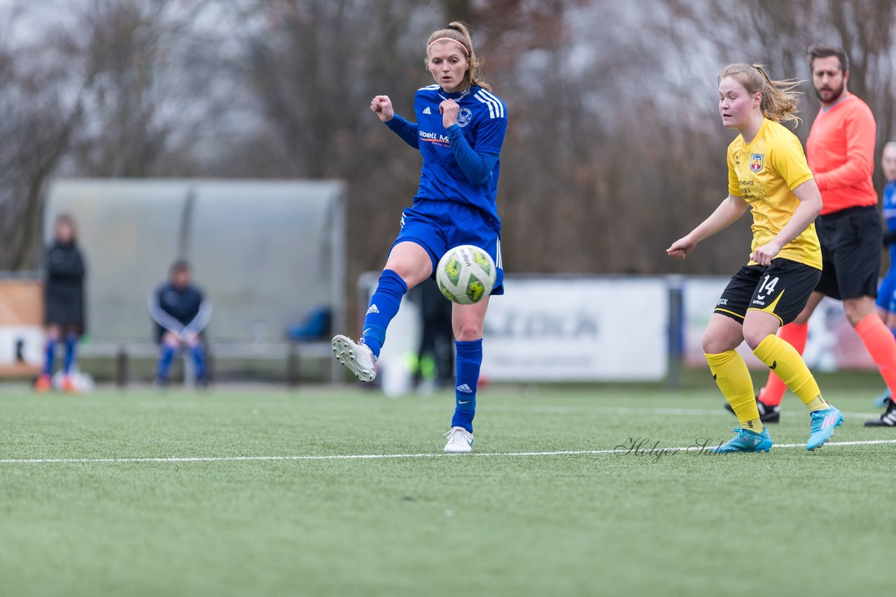 Bild 168 - F SSC Hagen Ahrensburg - SV Frisia Risum-Lindholm : Ergebnis: 1:2